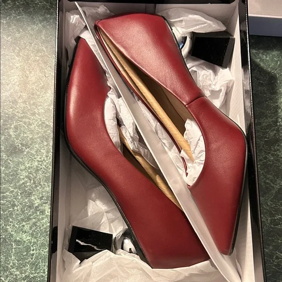 Alfani Burgundy Heels - Picture 2 of 4